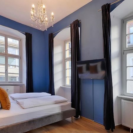 Homie Stay Am Marktplatz - Wohnen Im Historischen Balthasar-Neumann-Apartment Würzburg Zewnętrze zdjęcie